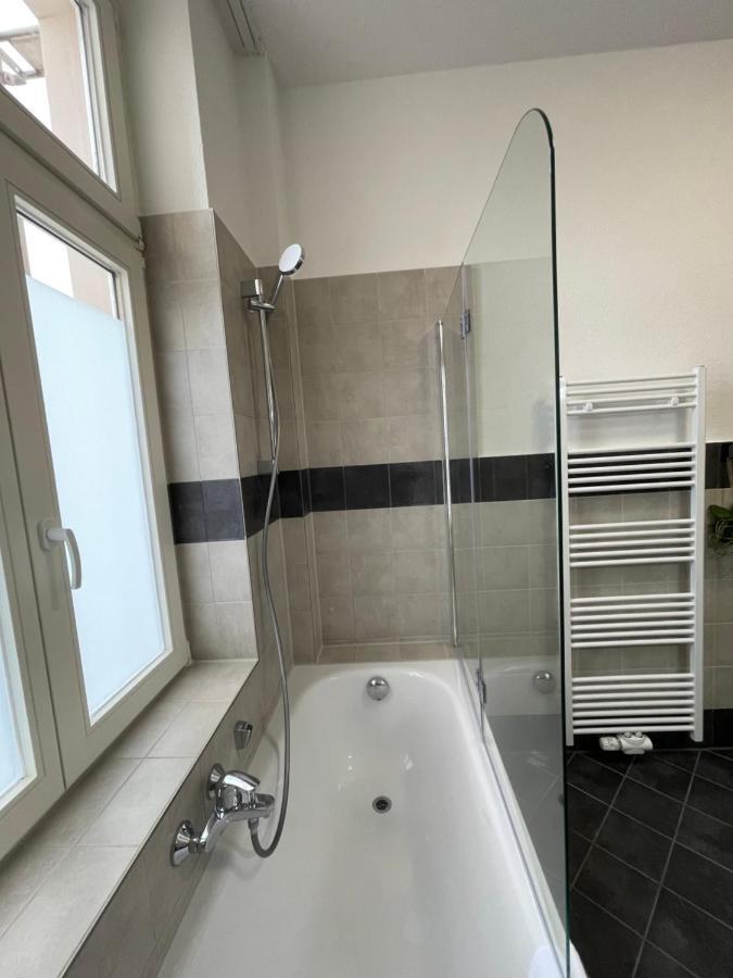 Lucky Stays Ls07 - Vollausstattung - Zentrum - Aufzug - Grosse Kueche - 2 Zimmer - Smart-Tv マクデブルク エクステリア 写真